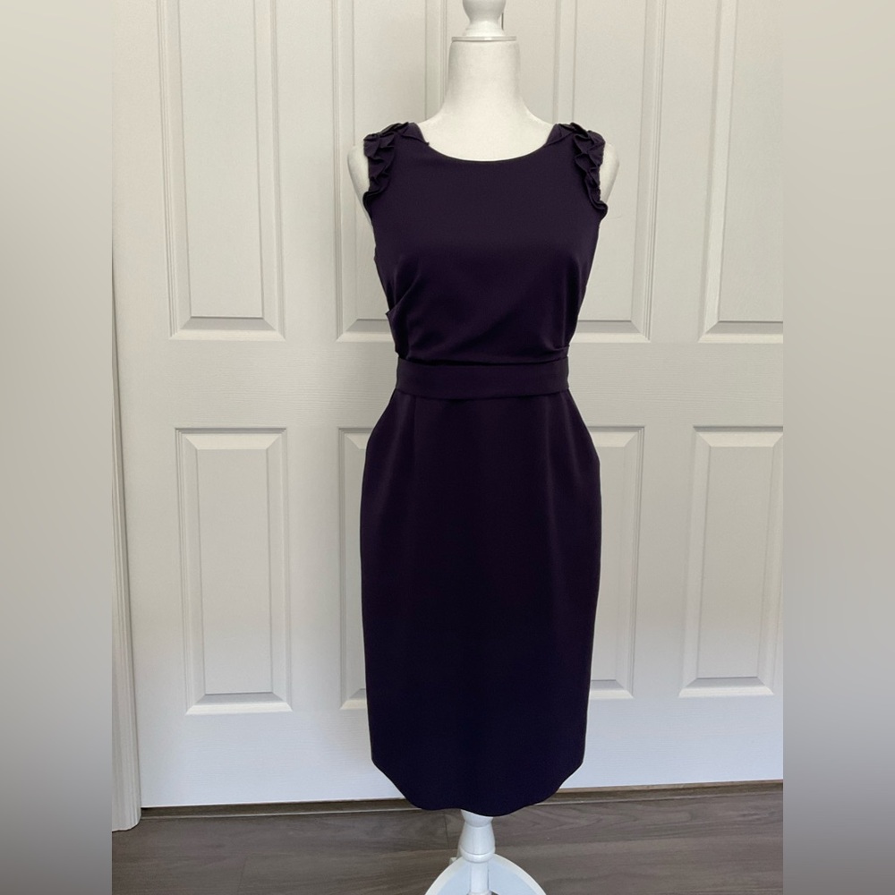 Women’s Tahari Sheath Dress Size 4